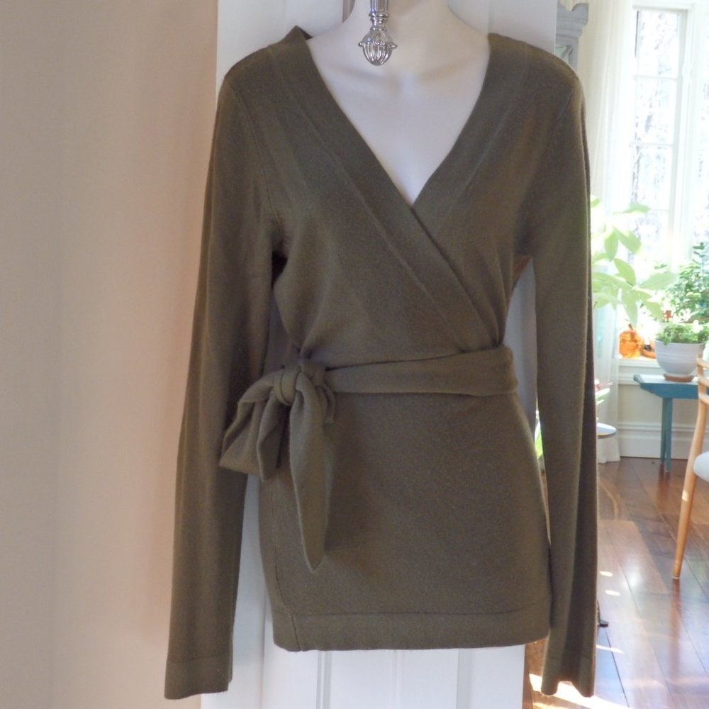 Lukastyle wrap sweater top